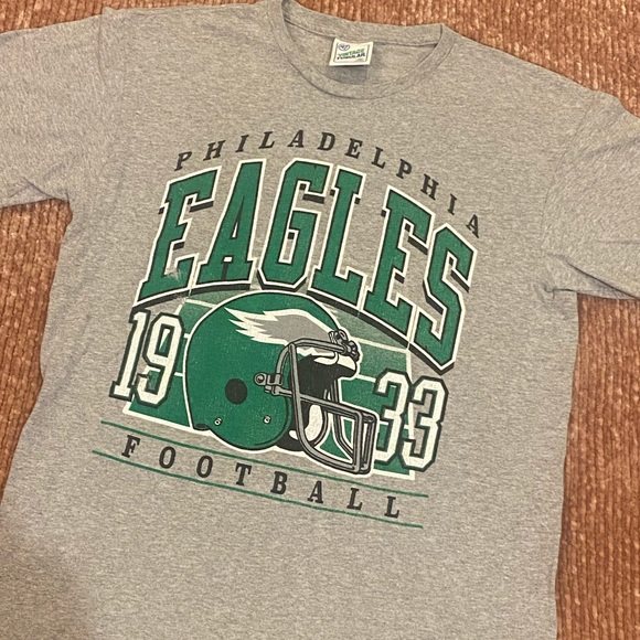 Philadelphia Eagles t shirt - Picture 2 of 5